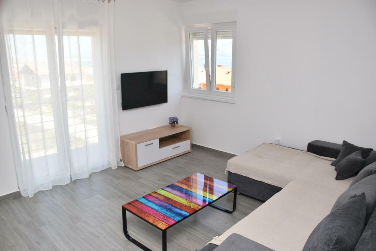 Apartments Mino ราชานาส ภายนอก รูปภาพ